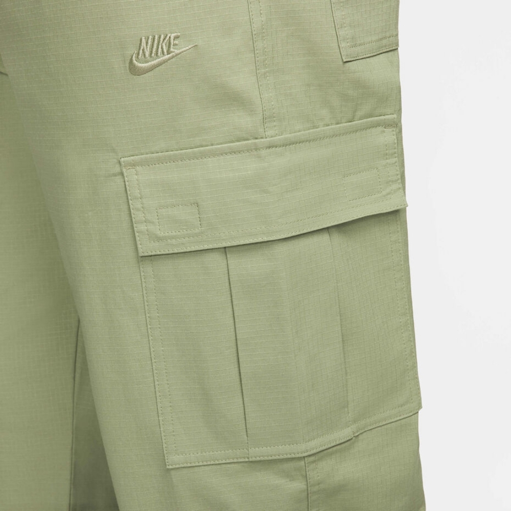 NWT Nike Club Men's Cargo Trousers, Size 34x30 - Picture 3 of 3